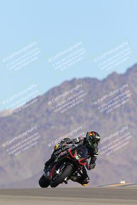media/Oct-01-2023-SoCal Trackdays (Sun) [[4c570cc352]]/Turn 9 Set 2 (10am)/